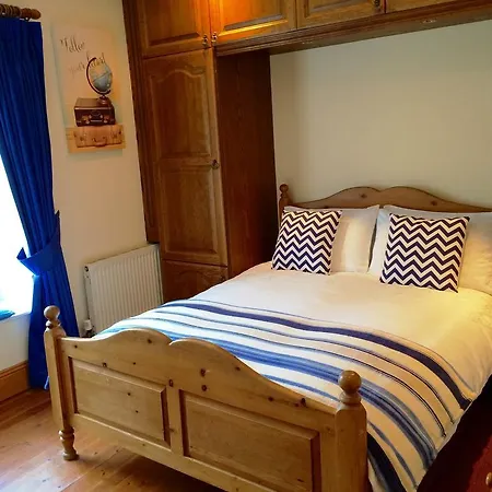 Nocleg ze śniadaniem Thomond House